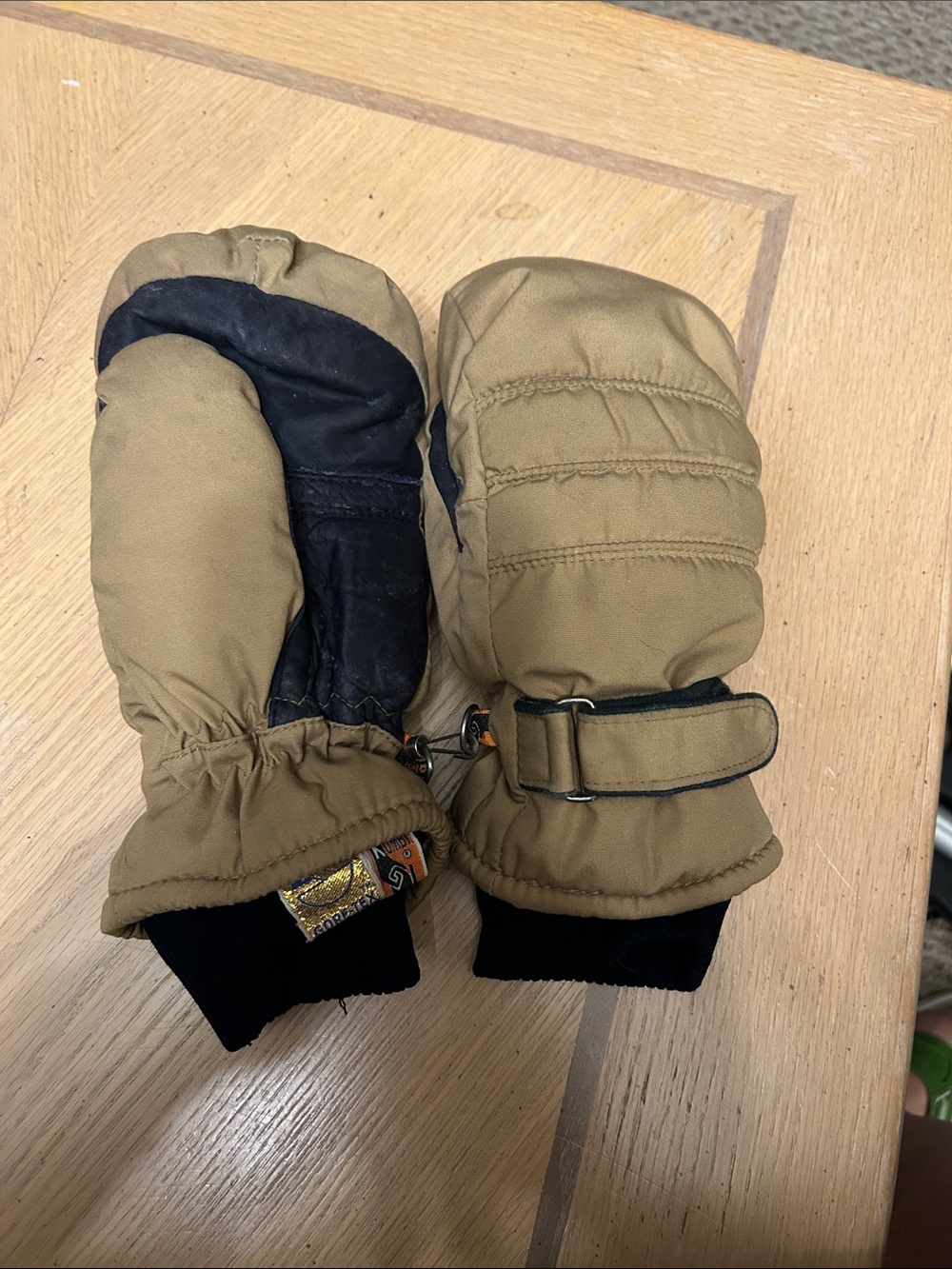 Kombi Ladies Leather and Gortex Ski Mittens Size Large